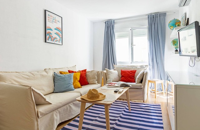 Colors Apartment and parking 4 pax Historic Center