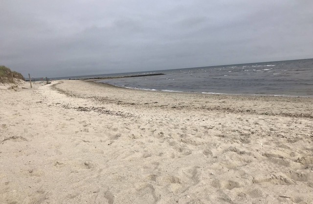 Come STAY, RELAX and ENJOY LIFE within a .5 mile walk to Nantucket Sound!