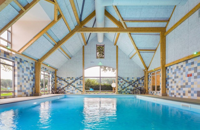Comfort 8-person vacation home in the holiday park Landal Kaatsheuvel