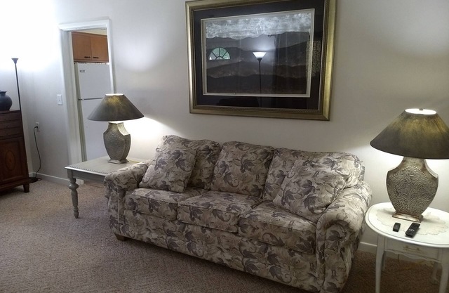 Comfort, friendly, low crime, close to parks, hospitals, shopping