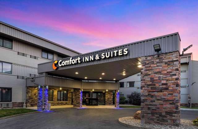 Comfort Inn & Suites Indianapolis Northwest - College Park