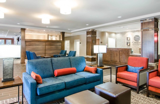 Comfort Inn & Suites Lynchburg Airport - University Area