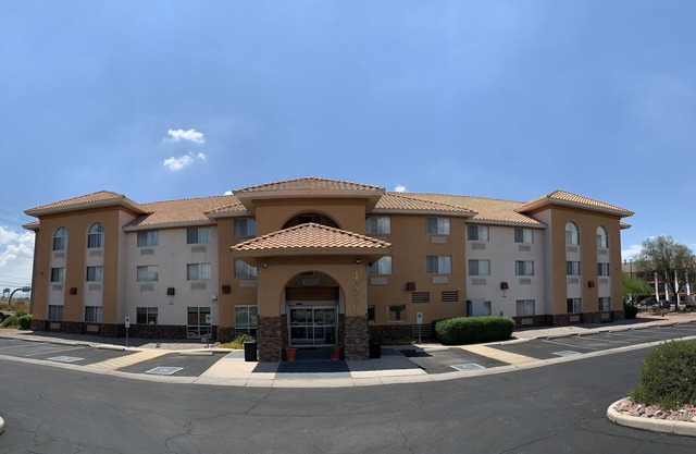 Comfort Inn & Suites near Kino Sports Complex