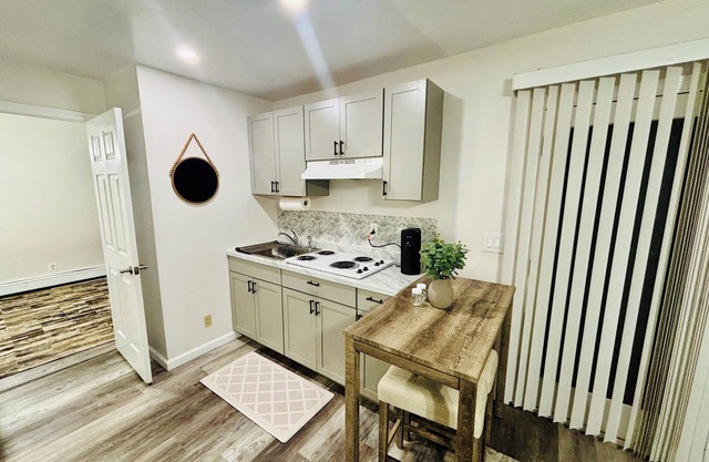 Comfort Suite in charming Bay Shore