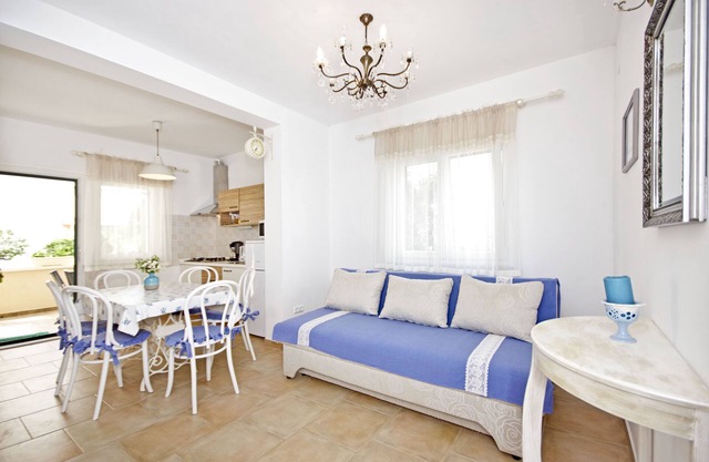 Comfortable apartment in the quiet part of Zaton, near the beach/100 m