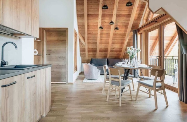 Comfortable apartment with a separate bedroom