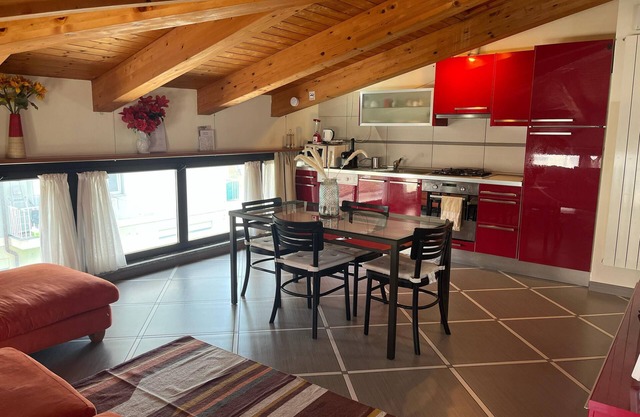 Comfortable attic apt with parking space in Chiavari Italy
