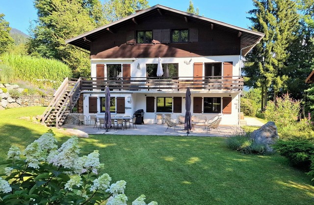 COMFORTABLE CHALET (12 PERS) THE HOUCHES-CHAMONIX