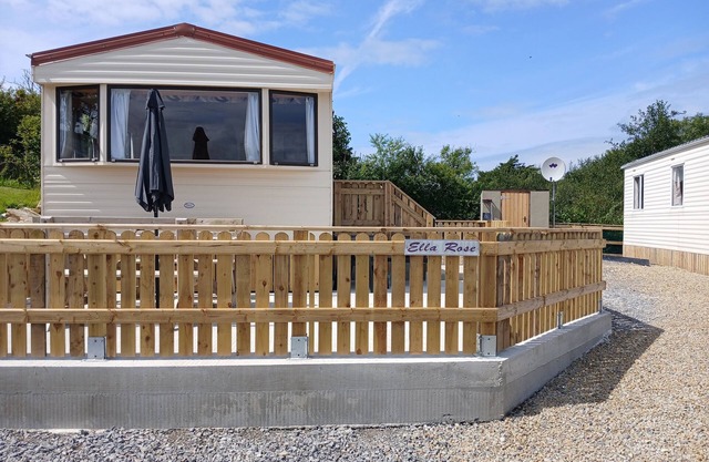 Comfortable Mobile Home in the Countryside