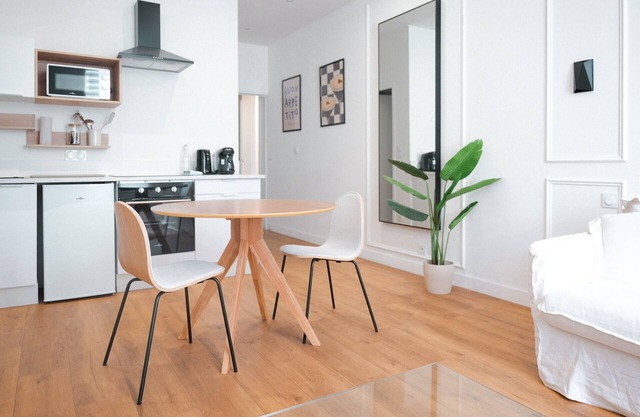 Comfortable Stay for 2 in the Heart of Angers
