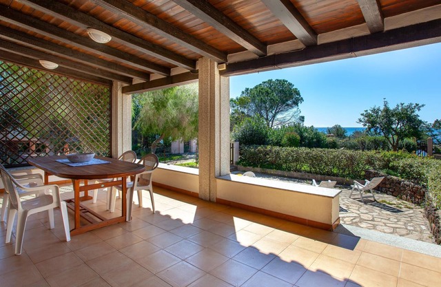 Comfortable Vacation Home “41 Mezza Villa Marina” on the Beach with Sea View & Terrace; Parking Available