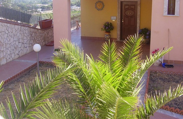 COMFORTABLE VILLA WITH BREATHTAKING VIEWS, POOL, IDEAL FOR FAMILIES
