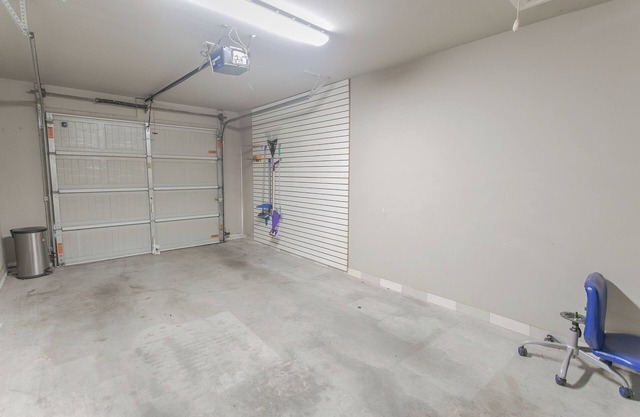 Comfy 2BR 4 Beds Home Near Fort Still