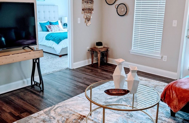 Comfy Coastal Getaway Close to Downtown & Beach