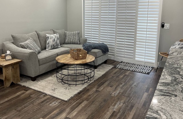 Comfy & Cozy Renovated Townhome Delray Beach Short walks to Atlantic Ave & Beach