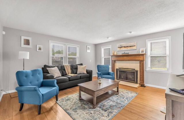 Comfy home with renovated interior