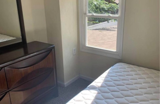 Comfy Room close to Norfolk Base