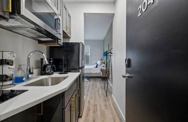 Compact Studio Suite Couples or Solo Travelers