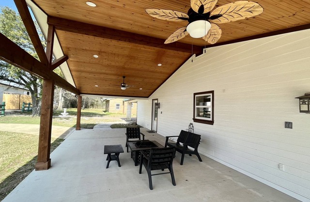 Complete with many unique amenities!