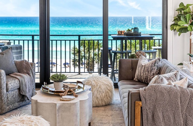 COMPLETELY RENOVATED! Palms C15, Gulf-Front, Modern,CORNER-UNIT & FACING SUNSET!