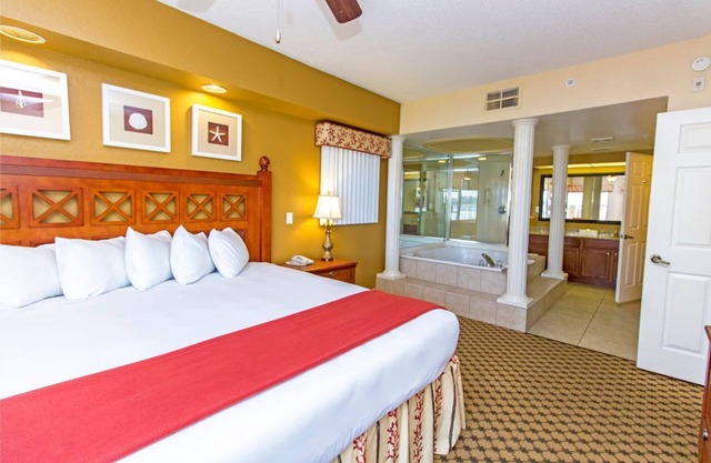 Condo in Orlando, FL