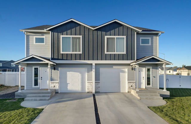 Contemporary Comfort in Quincy - Centrally Located - Near Gorge & Crescent Bar