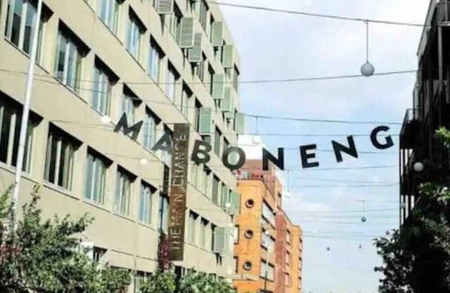 Contemporary studio in the heart of Mabonengn