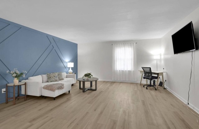 Contract Worker Paradise!