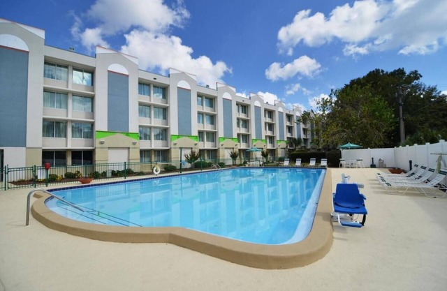Convenient Stay in Florida! Free Parking! Near Edward Ball Wakulla Springs State