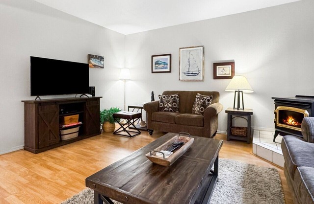 Convenient Townhome Near Downtown McCall