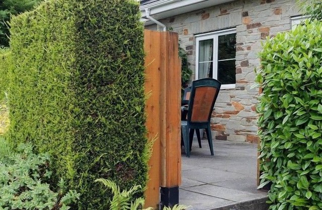 Conveniently located to explore all that Cornwall and Devon have to offer