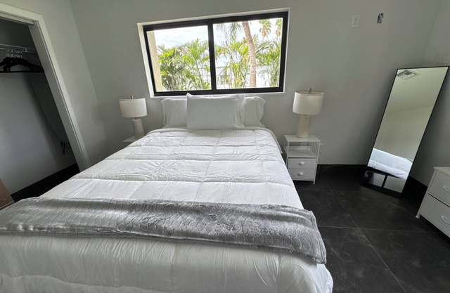 Cool apartment with AC in charming Clewiston