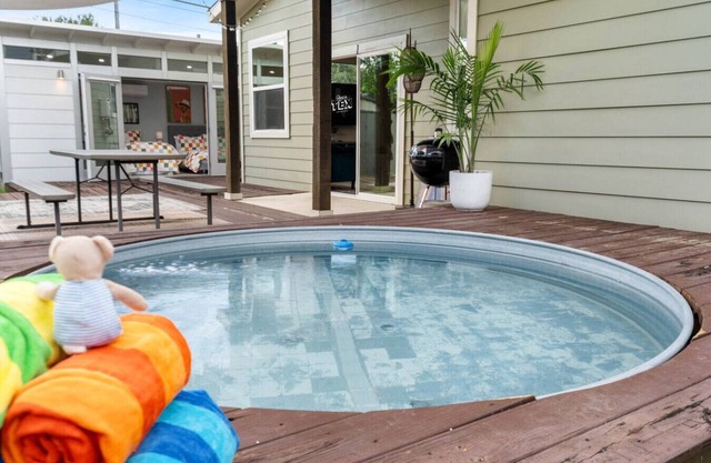 Cool Austin Hideaway|Cowboy Pool + Stylish Casita