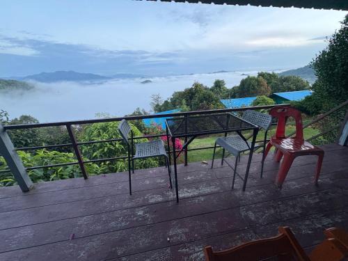 COOL CAMPING-blue room