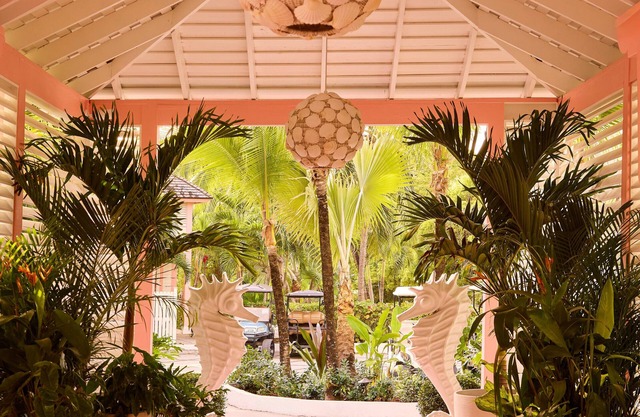 Coral Sands Villa w/Private Pool Steps to the Beach & Full Resort Amenities