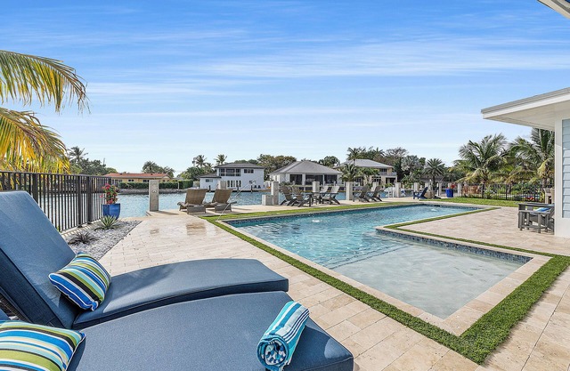 Coral Shores Paradise Oasis