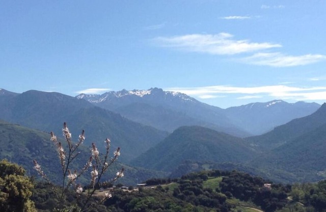 Corse du Sud Sagone vue mer et Montagne Surf