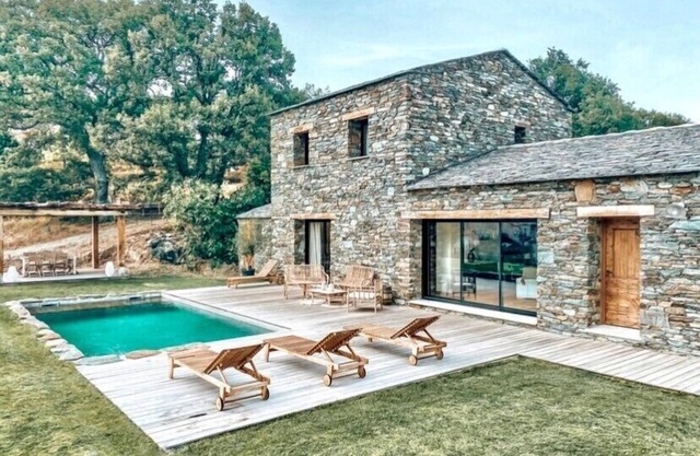 Corsican stone house near Saint Florent