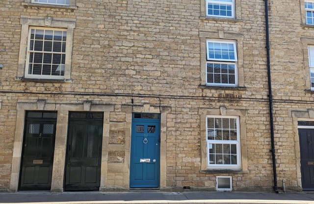 Cosy 17th Century Cotswold Cottage 3BR Chipping Norton. Family and pet friendly!
