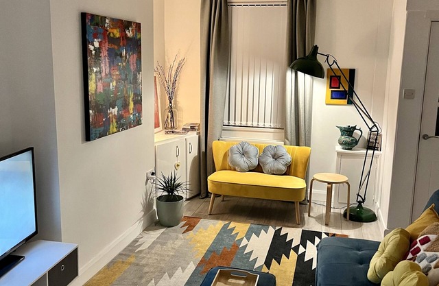 Cosy 2-bed House Close to Belfast City Centre