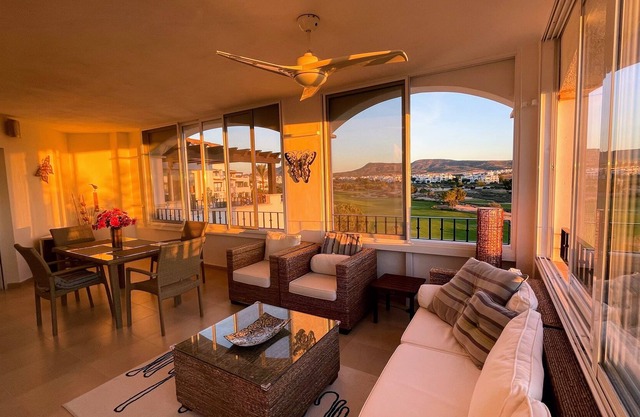 Cosy and quite apartment with large glazed L shaped terrase with stunning views