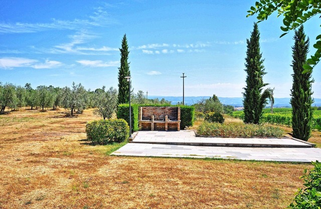Cosy apartment for 2 people with pool, A/C, WIFI, TV, patio and panoramic view