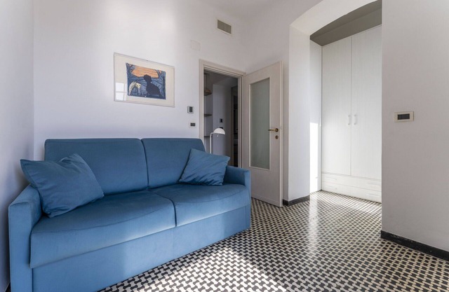 Cosy apartment for 4 people with A/C, WIFI, TV, balcony and panoramic view, close to Portofino