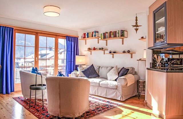 Cosy apartment for 4 people with WIFI, TV, balcony, pets allowed and panoramic view