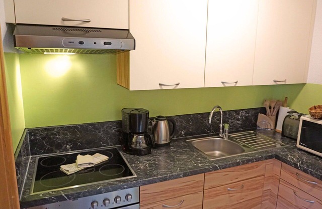 Cosy apartment for 5 guests with WIFI, TV, terrace and pets allowed