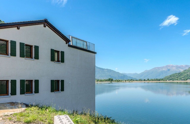 Cosy apartment for 6 guests with A/C, WIFI, TV and terrace