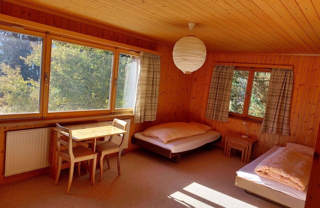 Cosy apartment for 6 guests with WIFI, TV and balcony