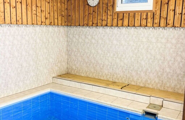 Cosy apartment for 7 guests with pool, WIFI, TV, balcony and panoramic view