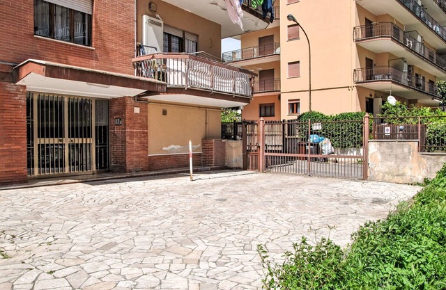 Cosy apartment for 8 guests with A/C, WIFI, TV, balcony and pets allowed
