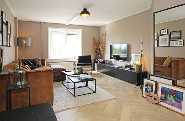 Cosy apartment in the center with good wifi!